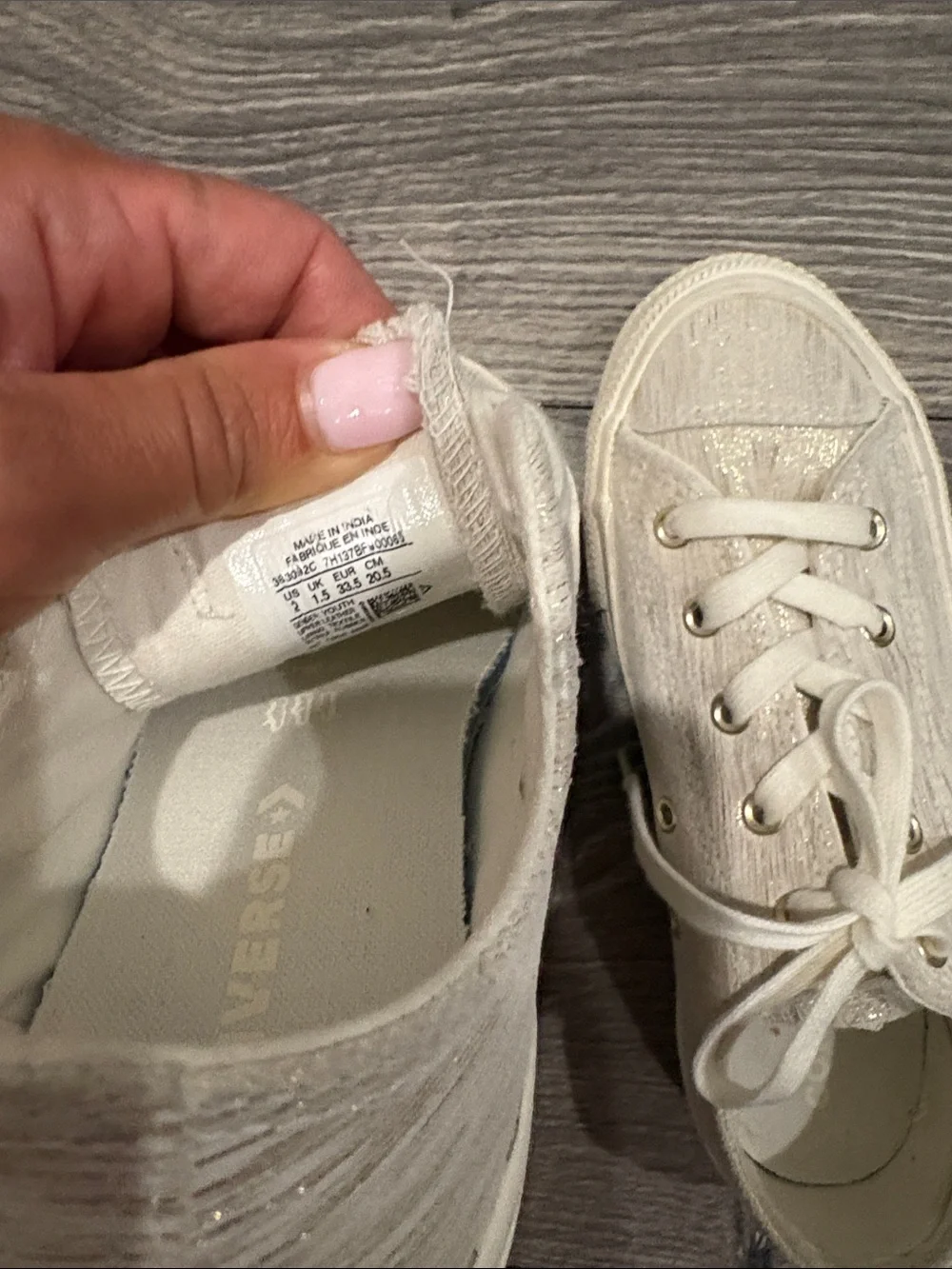 Converse light beige